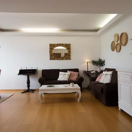 Apartment Pear Tree Pasteur *